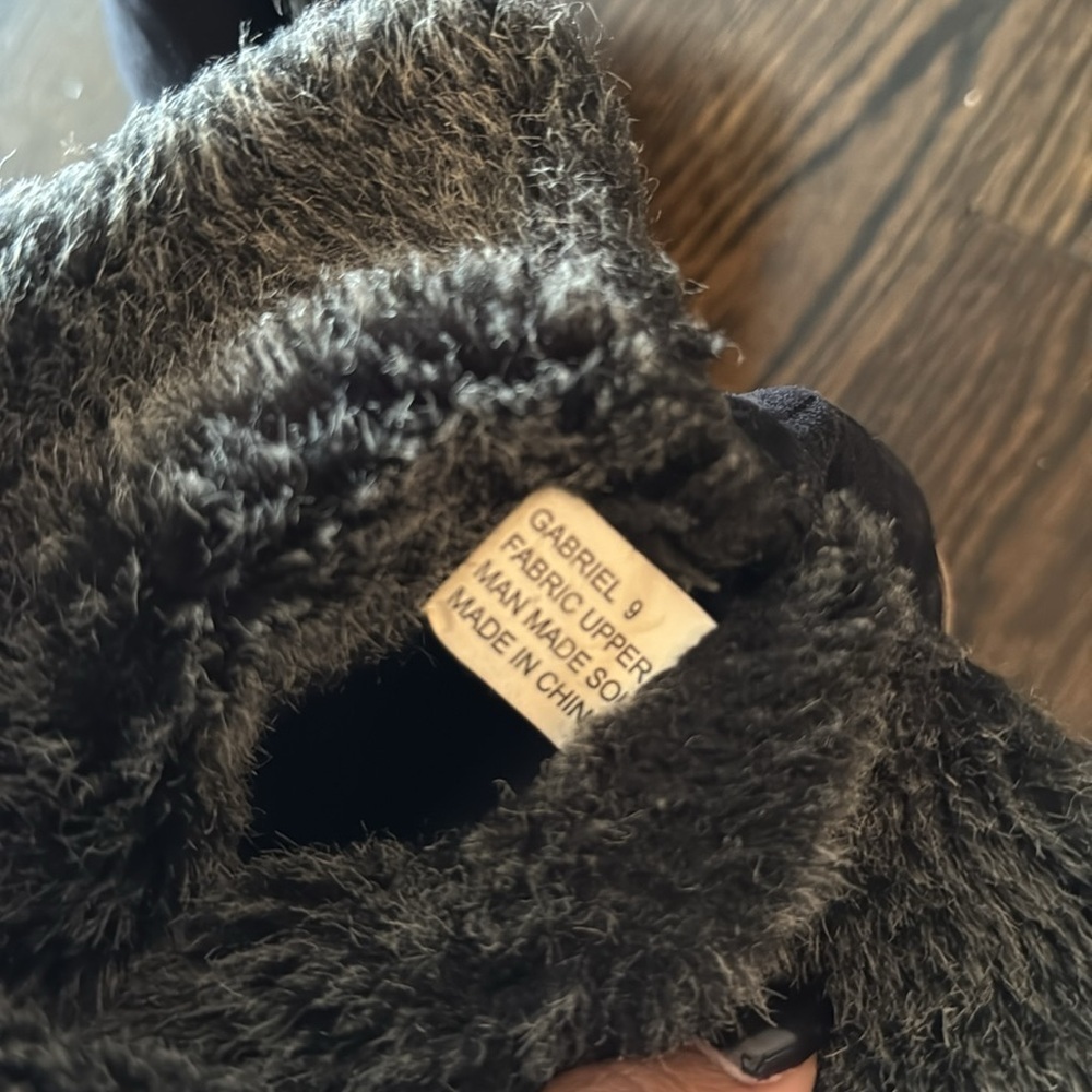 🟣 ZIGI SOHO “GABRIEL” BLACK SUEDE WEDGE BOOT WITH FAUX FUR CUFF SIZE 9 - Picture 5 of 6